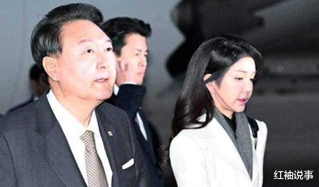 51岁金建希美人迟暮，生图曝光真实容貌，跟精修图判若两人