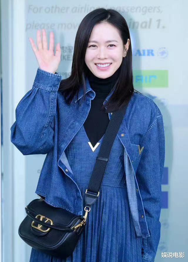 孙艺珍晒自己童年照为儿子庆生,母子重叠,网友猜长得更妈妈