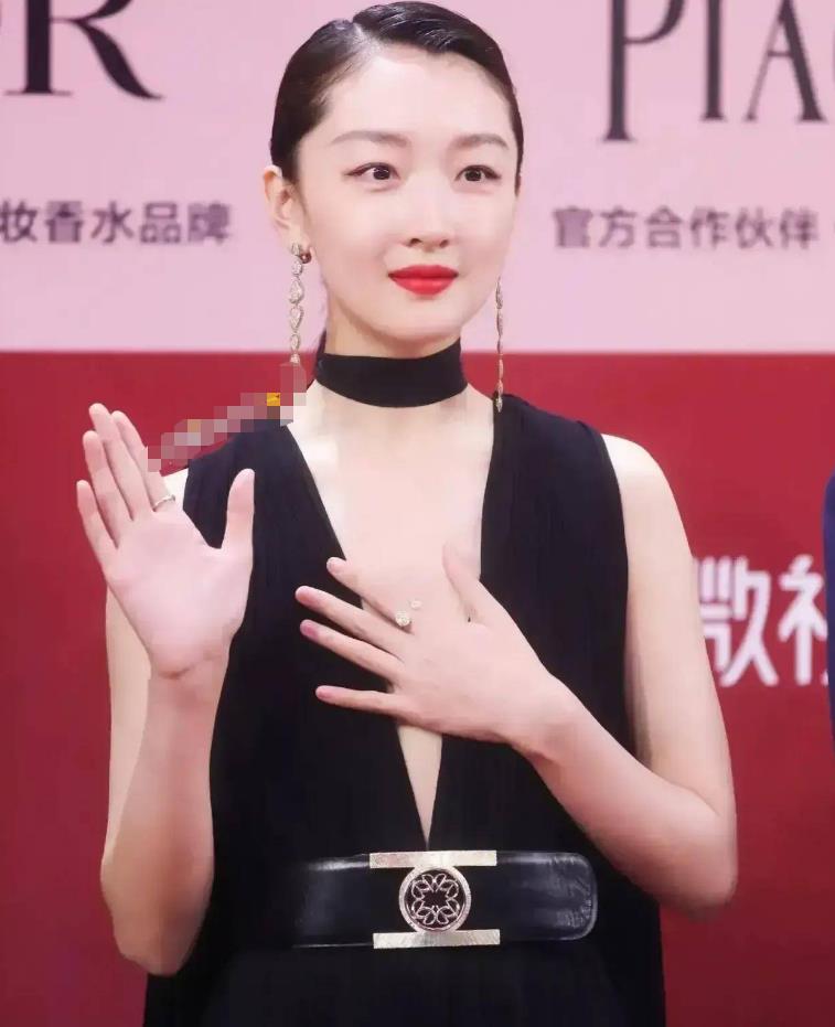 金星言论惹起轩然大波，捂胸女星受波及，从不惯网友的金星：有毛病