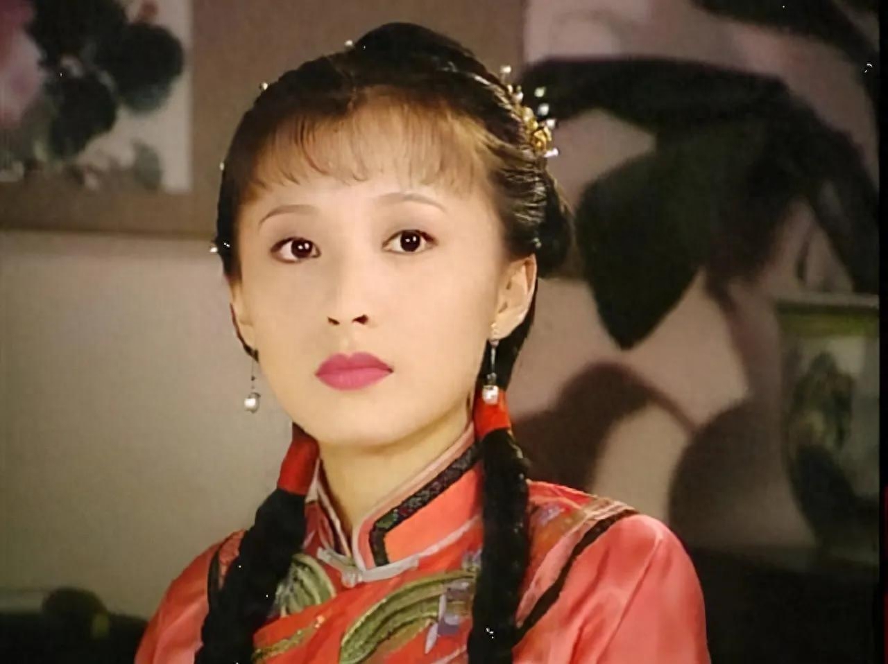 她嫌丈夫丑不想要孩子,丈夫宠爱将240万交给她,女儿今20岁