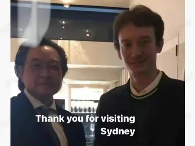 Lisa与LV三公子公开恋情,甜蜜互动引全球关注,两国总统点赞祝福