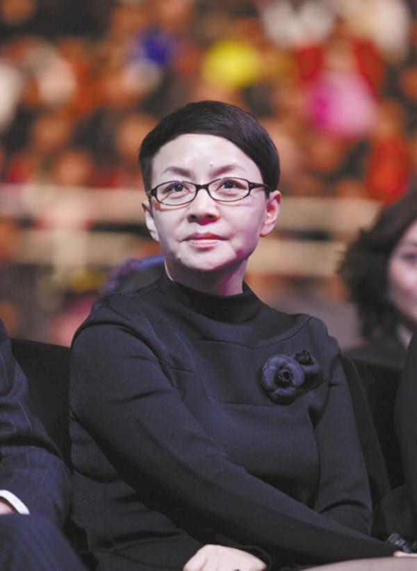 这一次,62岁的宋丹丹为何被网友吐槽?播 - 军事资讯(主打网)