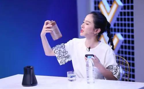 主持人|亲手自毁前程的6位主持人,一个比一个自我作死