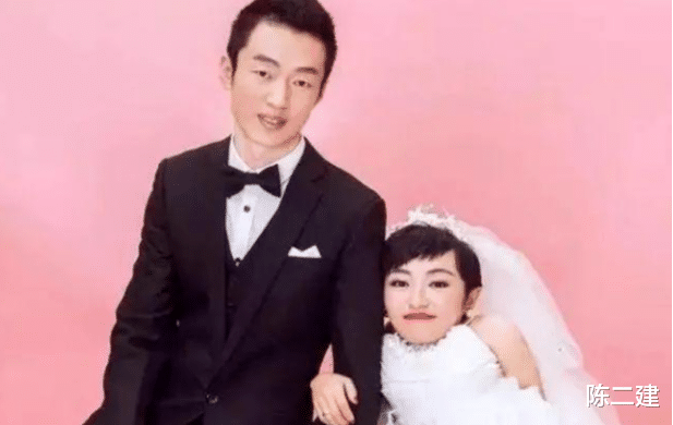 80厘米李喜梅亮出“王炸”,老公直言图钱!钱多、愿意没办法