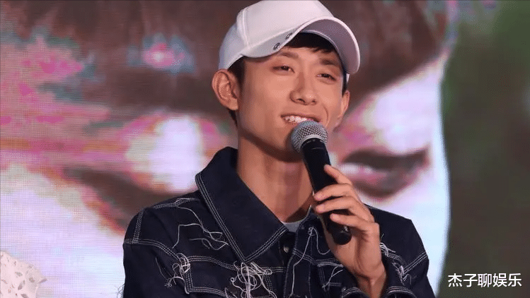 他要是有张一山一半清醒,也不至于毁了13年好口碑,彻底沦为笑话