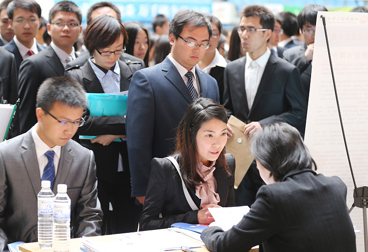 中石油招聘太内卷,1个行政岗470名硕博生竞争,全是985顶级院校