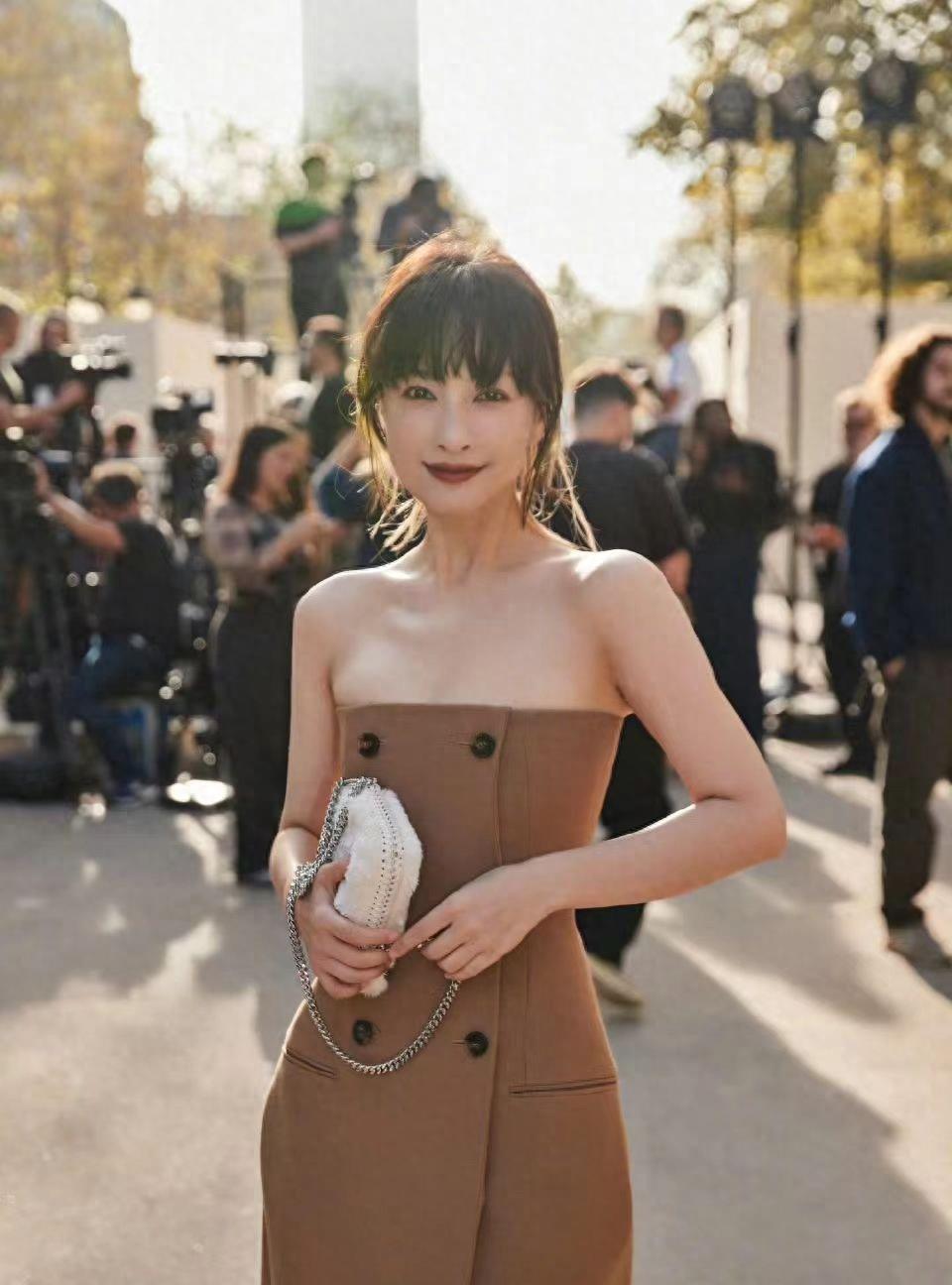 吴昕的瓜有点大！《快本》停播不出门抑郁，好友曝其“偷偷怀孕”了