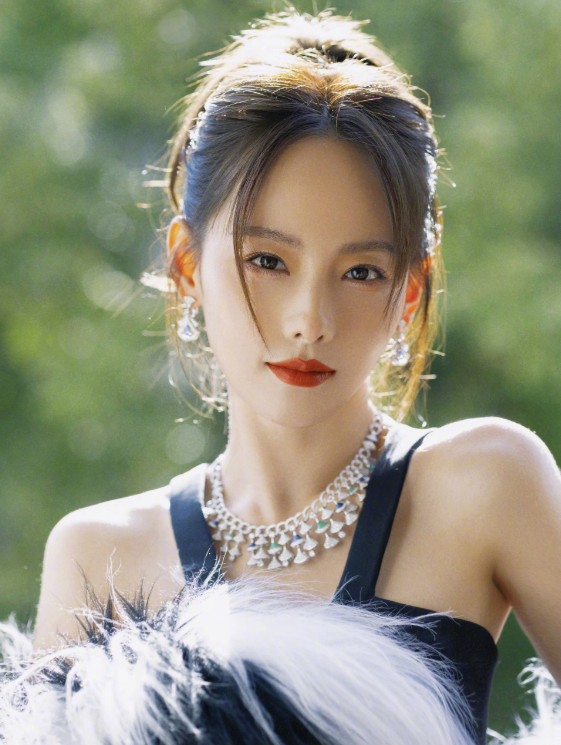 人生之路|戏中土掉渣,戏外靓到炸?《人生之路》演员对比照太太太有趣了