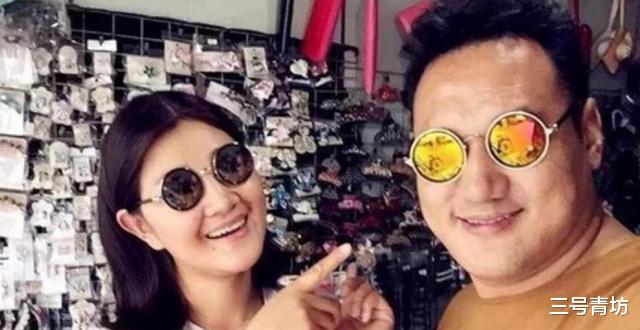 歌手降央卓玛：因丈夫高颜值疯狂倒追，婚后生3胎，现在生活咋样