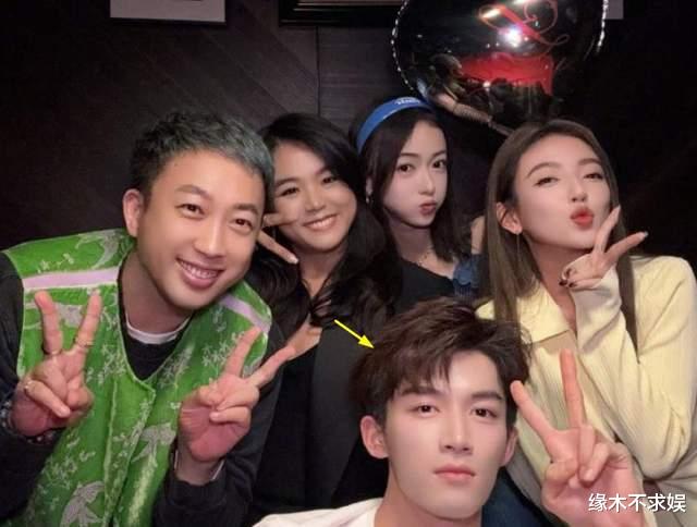 于正内涵张凌赫！后悔没让王星越演燕临，还沦为张凌赫抬轿！