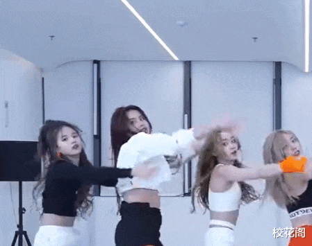 |这姐，是彻底崩了吗？