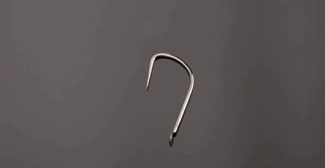 鱼钩|钓大鱼用双钩还是单钩?单钩有哪些优点呢