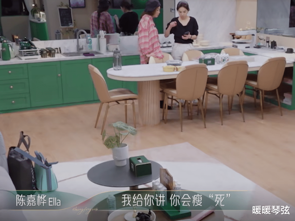 ella|每餐只吃2样食材，晚上10点睡觉，41岁陈嘉桦：长期下去会暴瘦