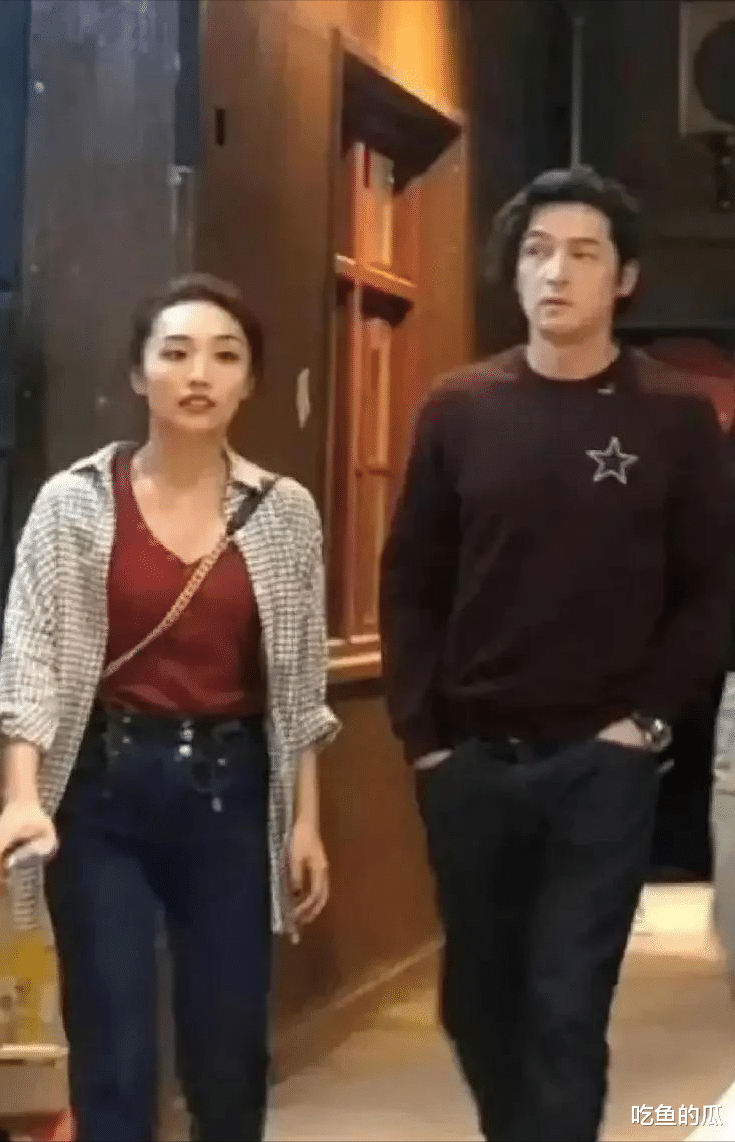 胡歌老婆1天3瓜!白富美是假,高学历是假,知情人曝出结婚内幕
