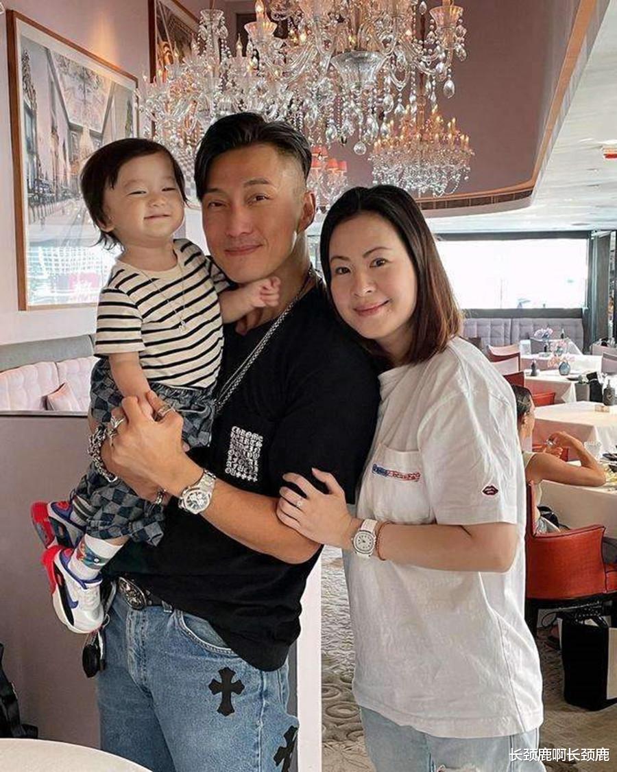 蔡思贝|与异性没有边界感的蔡思贝,总拿洋妹性格做挡箭牌,让人避之不及