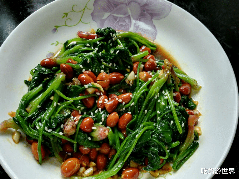 茼蒿|3种“天然降压菜”，再贵也要吃！滋阴补血、养肝排毒，对身体好