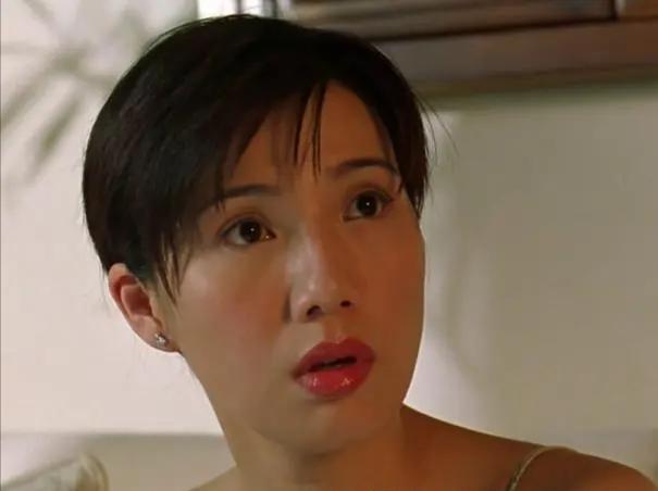 关秀媚|57岁关秀媚：放弃大导演王晶后，与小7岁男友同居17年未婚无子