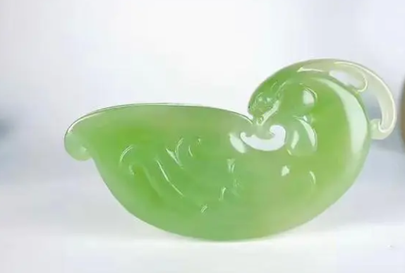 |和田玉中暴发户?新晋转正的青海翠青料!