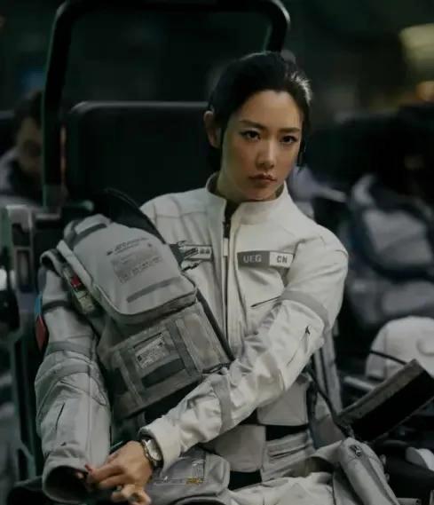 流地浪球2|《流地浪球2》:力压同级别科幻电影,狂揽夺冠科幻片可期