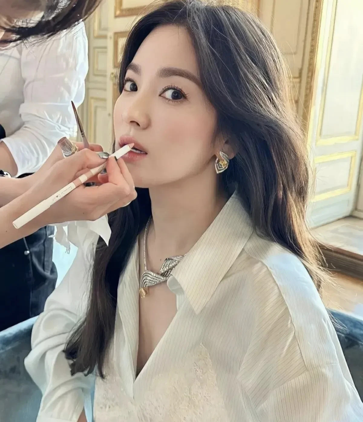 宋慧乔这口红色也太好看了!