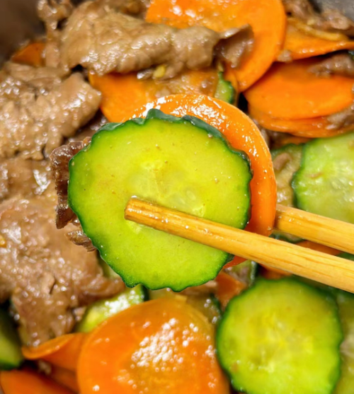 胡萝卜|重阳节将至，有钱没钱，多给家人吃这菜，营养全面，顺利过冬