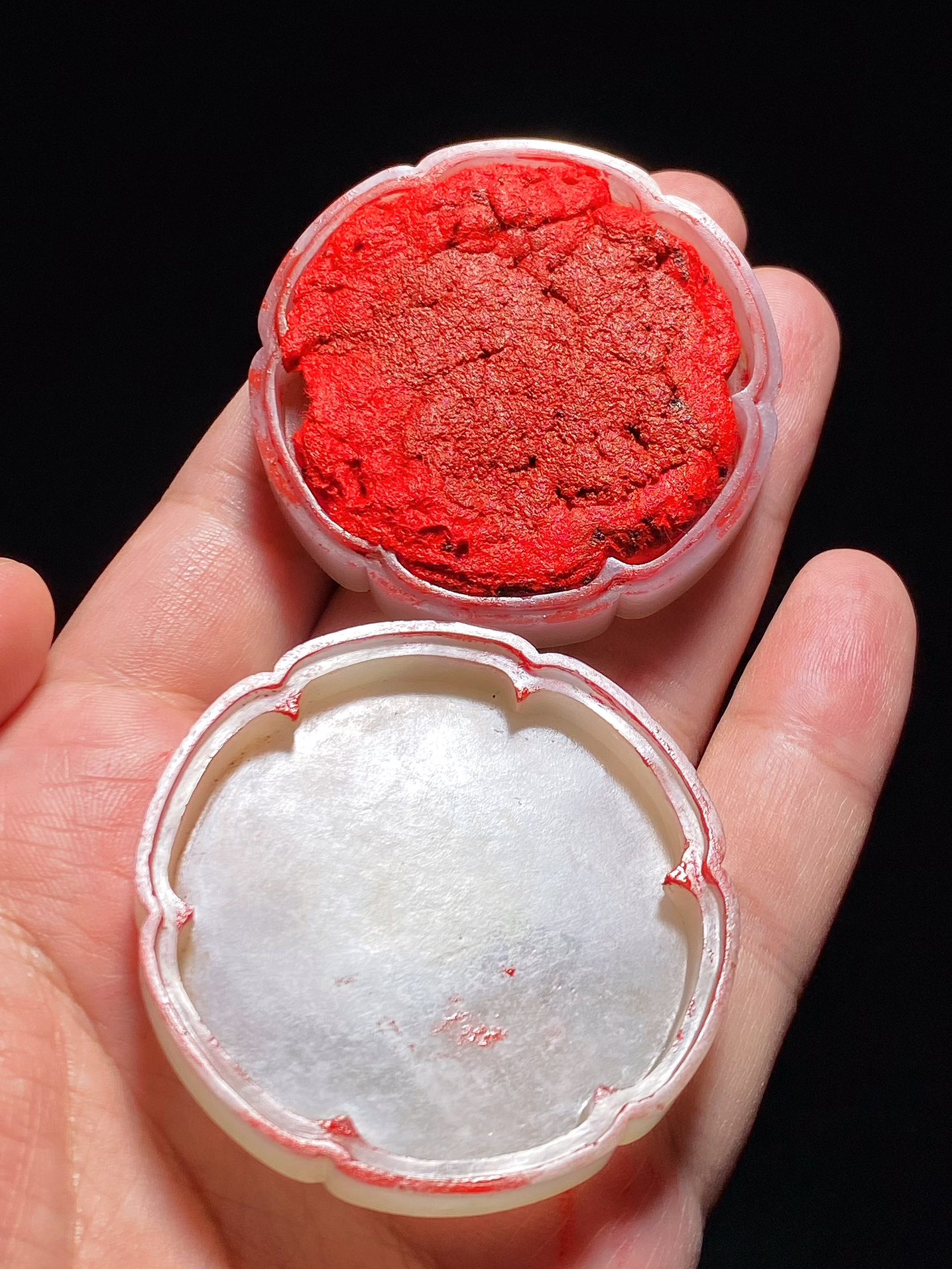 辽金 和田玉籽料 白玉 凤鸟纹 花卉形 盖盒 墨盒 文房