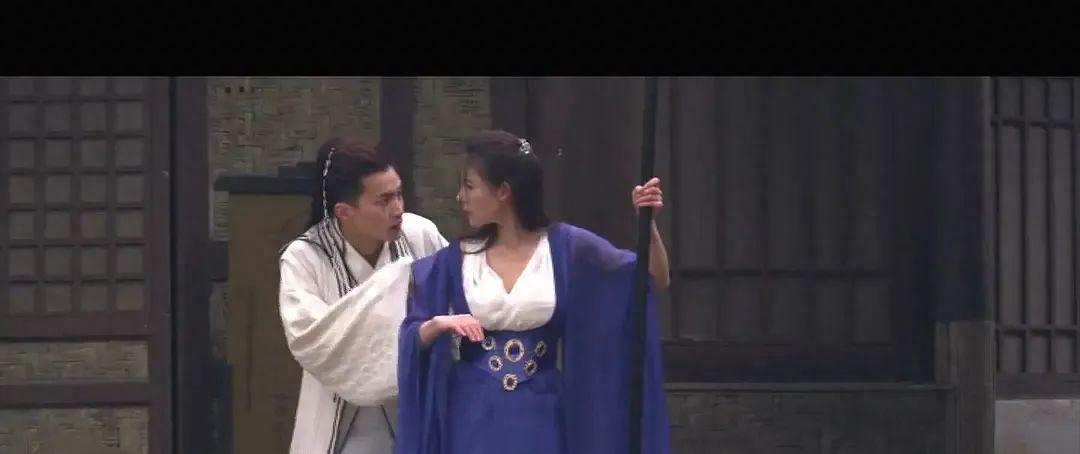 底裤外露、貂蝉打丧尸,这些侮辱观众的操作,简直不要太离谱!