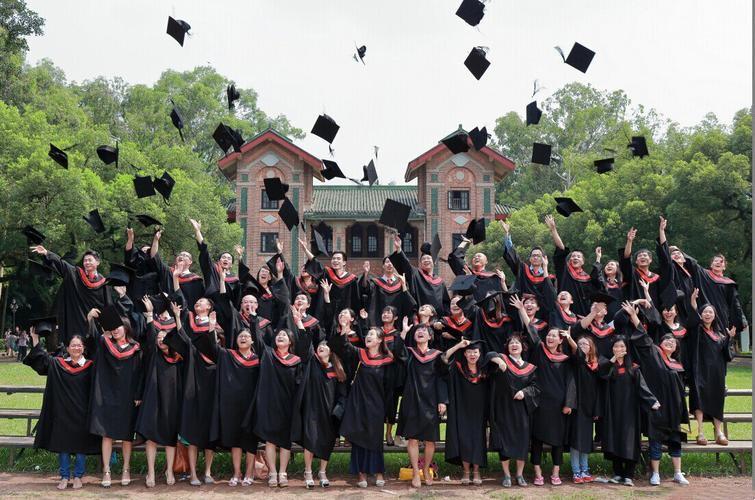 |孔乙己：当初鲁迅写我，是为了说明当时“不好找工作”