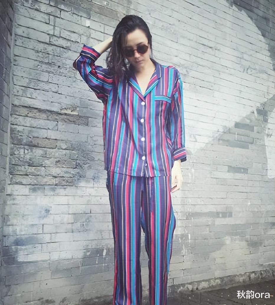 宋佳|宋佳：因事业放弃陈龙，因婚姻放弃张黎，如今与黄少峰长相厮守