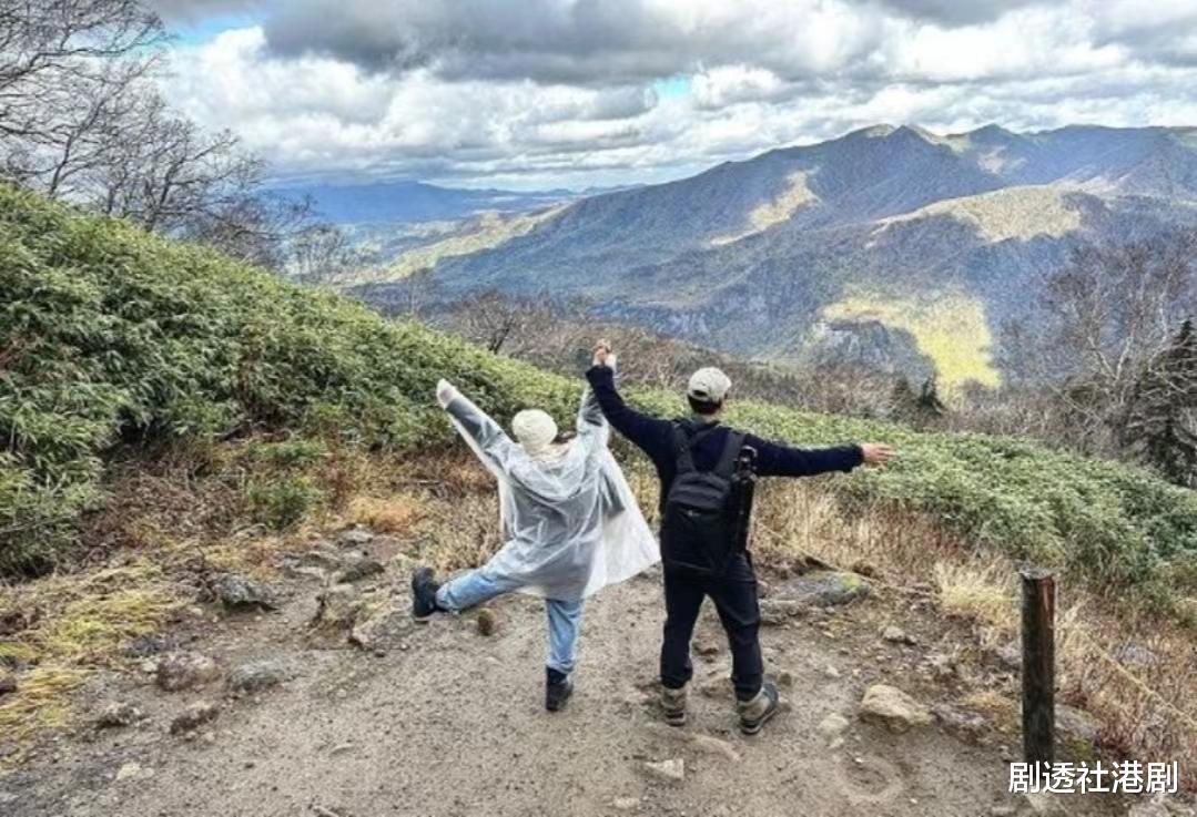 可惜！香港女歌手突曝与日本经商男友分手，因分隔两地而难以维系