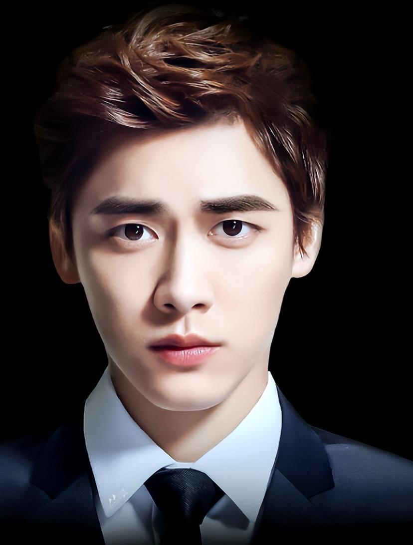 李易峰:很可恨也很可悲“退网”不到1年,再看他如今的“窘境”