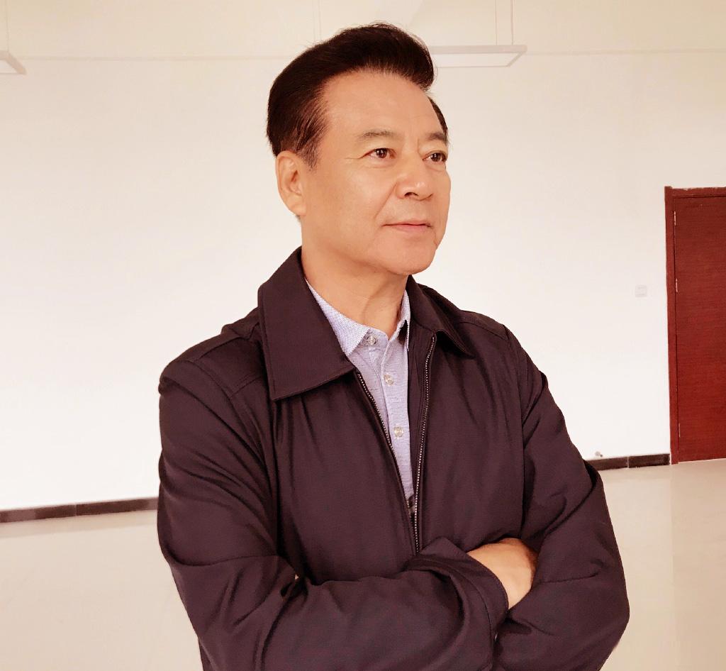 著名演员颜世魁:一生苦难,67岁的他单身无子嗣,母亲不敢老去