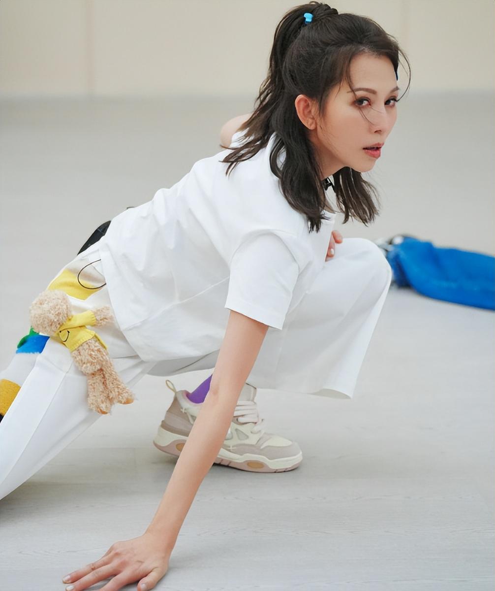 芒果台|浪姐4淘汰名单成内娱照妖镜,关系户一目了然