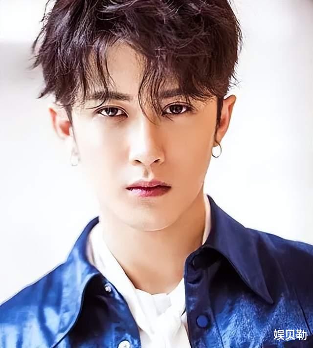 白鹿|2022年艺人好感度出炉，朱一龙实至名归、白鹿未来可期、杨颖落寞