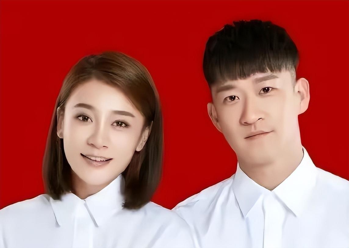 曹云金现身北京古玩店,身旁美女惹争议,曾多次拍摄擦边视频