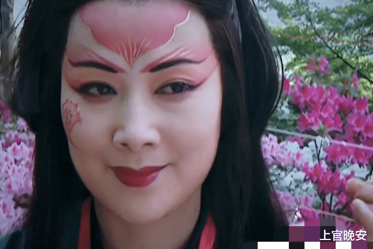 论女扮男装只服这几位,雌雄莫辨,风流倜傥,差点相信她们是男人