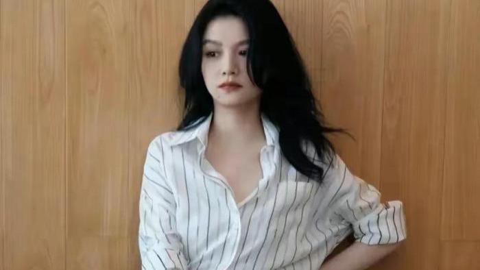 春夏|2大瓜！两位知名女星塌房，一个违反法律法规，一个疑似被抓