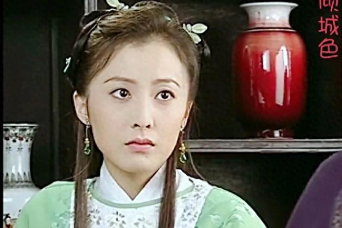 她嫌丈夫丑不想要孩子,丈夫宠爱将240万交给她,女儿今20岁