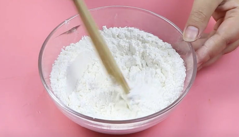 木耳|家里有白糖的,立马回家找出来,别再傻傻不当事,早清楚早受益