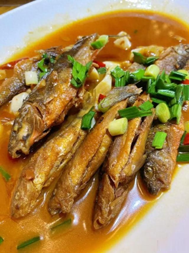 日本天皇|曾多到没人吃的4种小鱼，如今身价翻倍，成日本天皇的心头好？