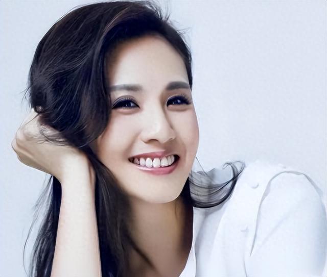 刘畊宏妻子:切除子宫、拒绝土豪、扶持老公,身无分文也不离不弃