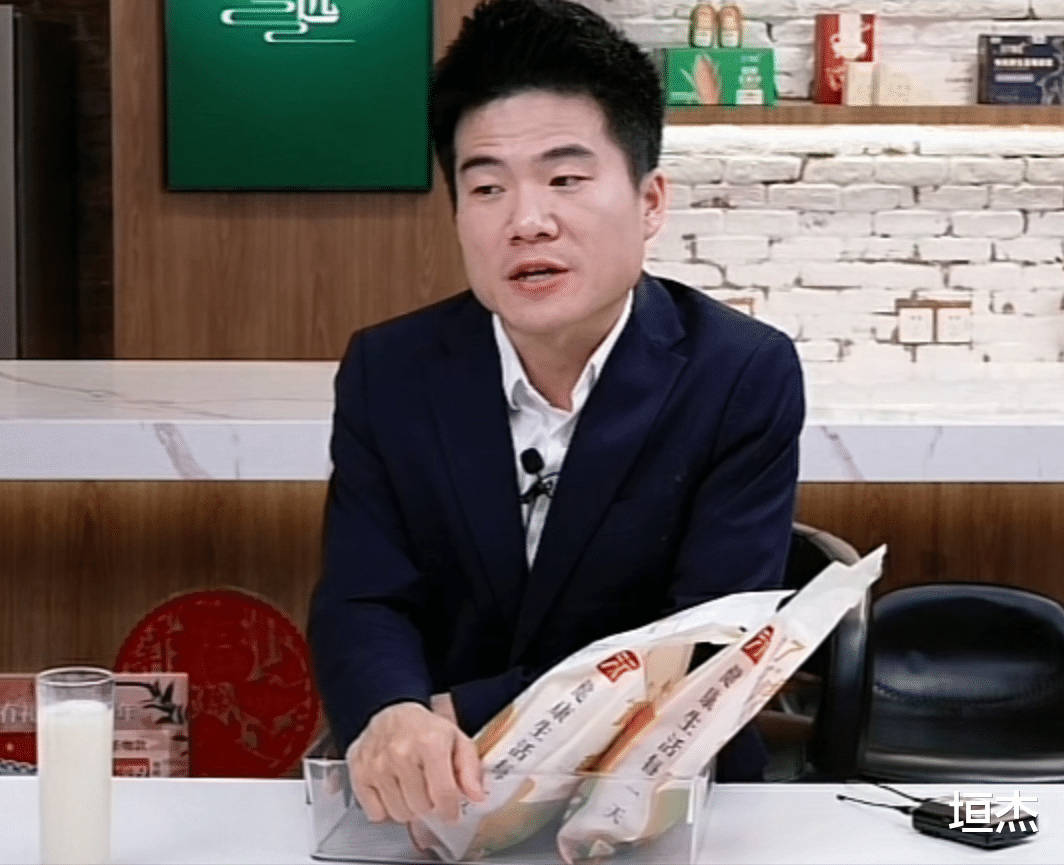 张颖颖|3天8个瓜！赵丽颖被疑整容失败，汪小菲张颖颖分手，都是大瓜