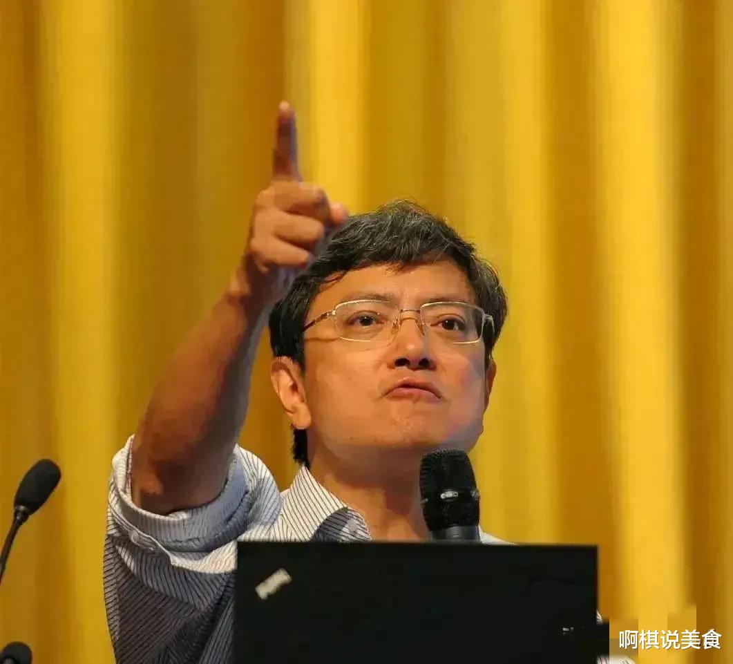 仪仗队|按照郑强的观点，不让潘长江去三军仪仗队就是社会歧视！