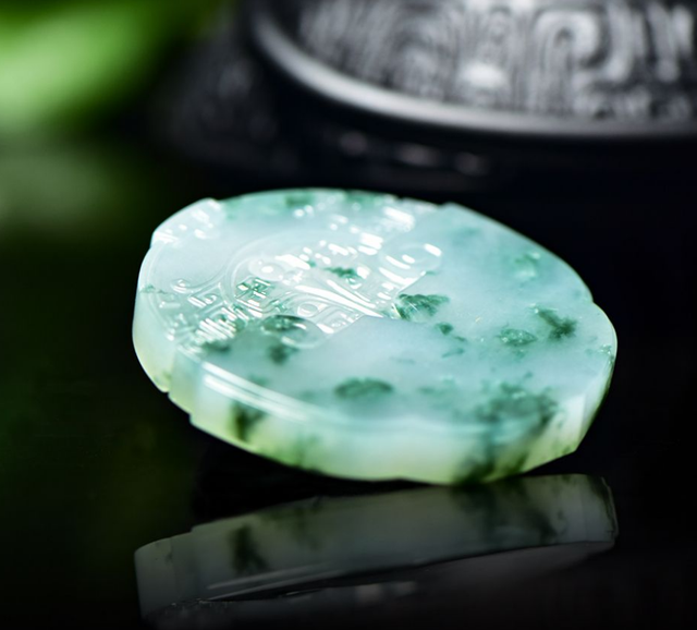 翡翠|怎么衡量翡翠的艺术价值?行家教你从五个方面逐一分析