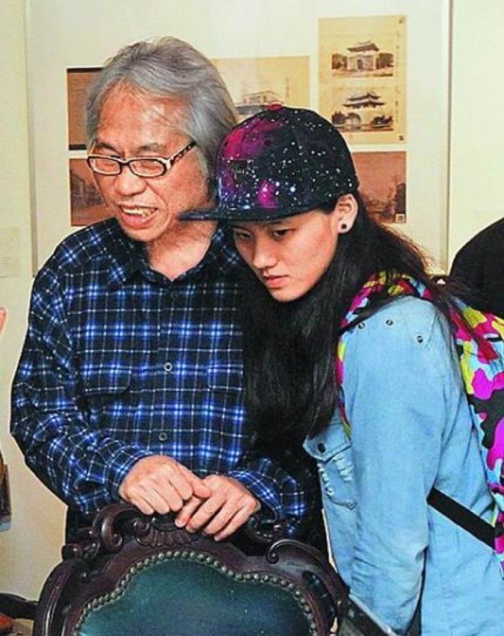 李卓轩曝林靖恩嗑药,喊话林父带女儿治疗未得回应