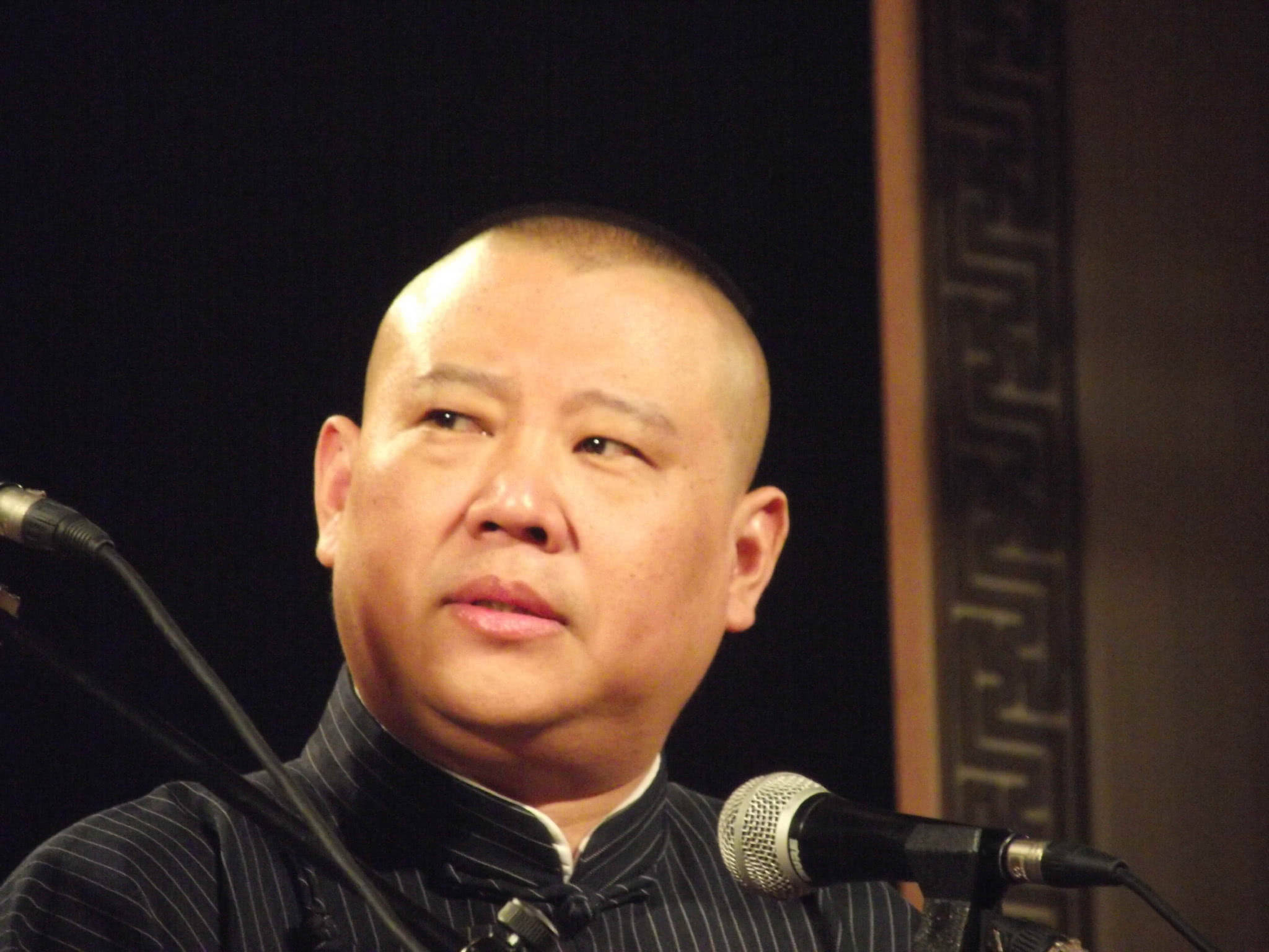 相声演员|当今相声界,在世的相声演员,辈分最高都有谁?