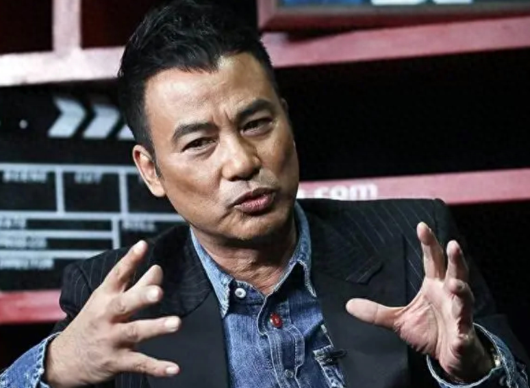 任达华：一生只有一段情，因爱丁克，却在50岁看到女儿泪流满面