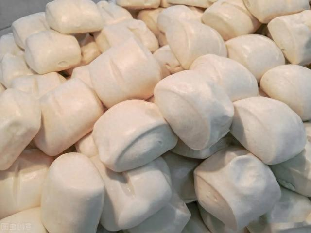 馒头|冷冻馒头不能吃,超过3天就会长黄曲霉素?不敢吃的都来看看