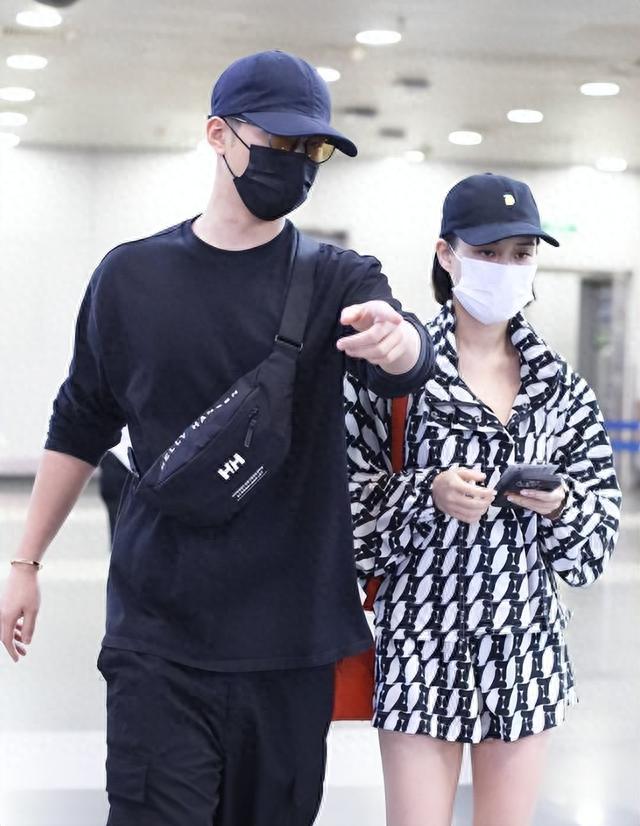 窦骁何超莲辟谣婚变，夫妻俩或有喜讯，网友：恭喜恭喜