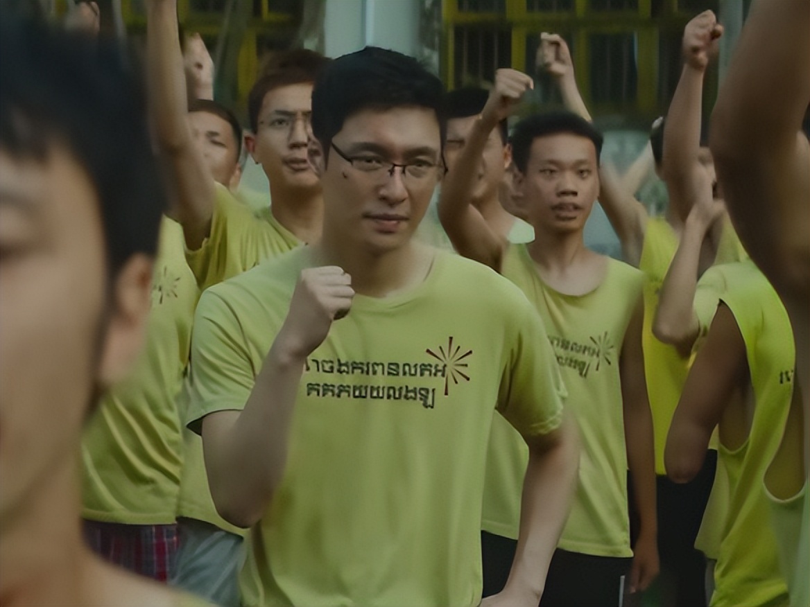 《孤注一掷》2天票房破2亿，打了多少资方的脸，宁浩又赌对了